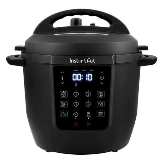 INSTANT POT Classic Multicooker - Black