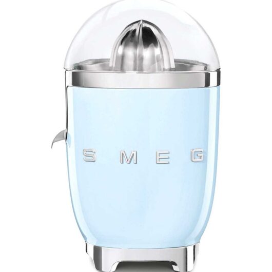 Smeg Citrus Juicer In Pastel Blue