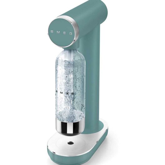 Smeg Soda Maker In Emerald Green